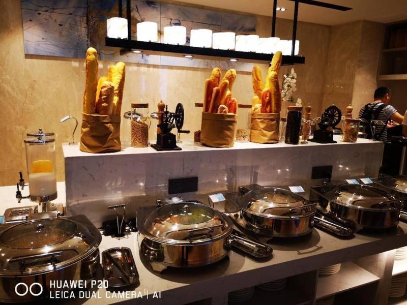 Echarm Hotel Ji'Nan Railway Station Jinan Buitenkant foto